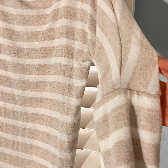 Ladies striped sweater by MIX - Picture 5 of 7